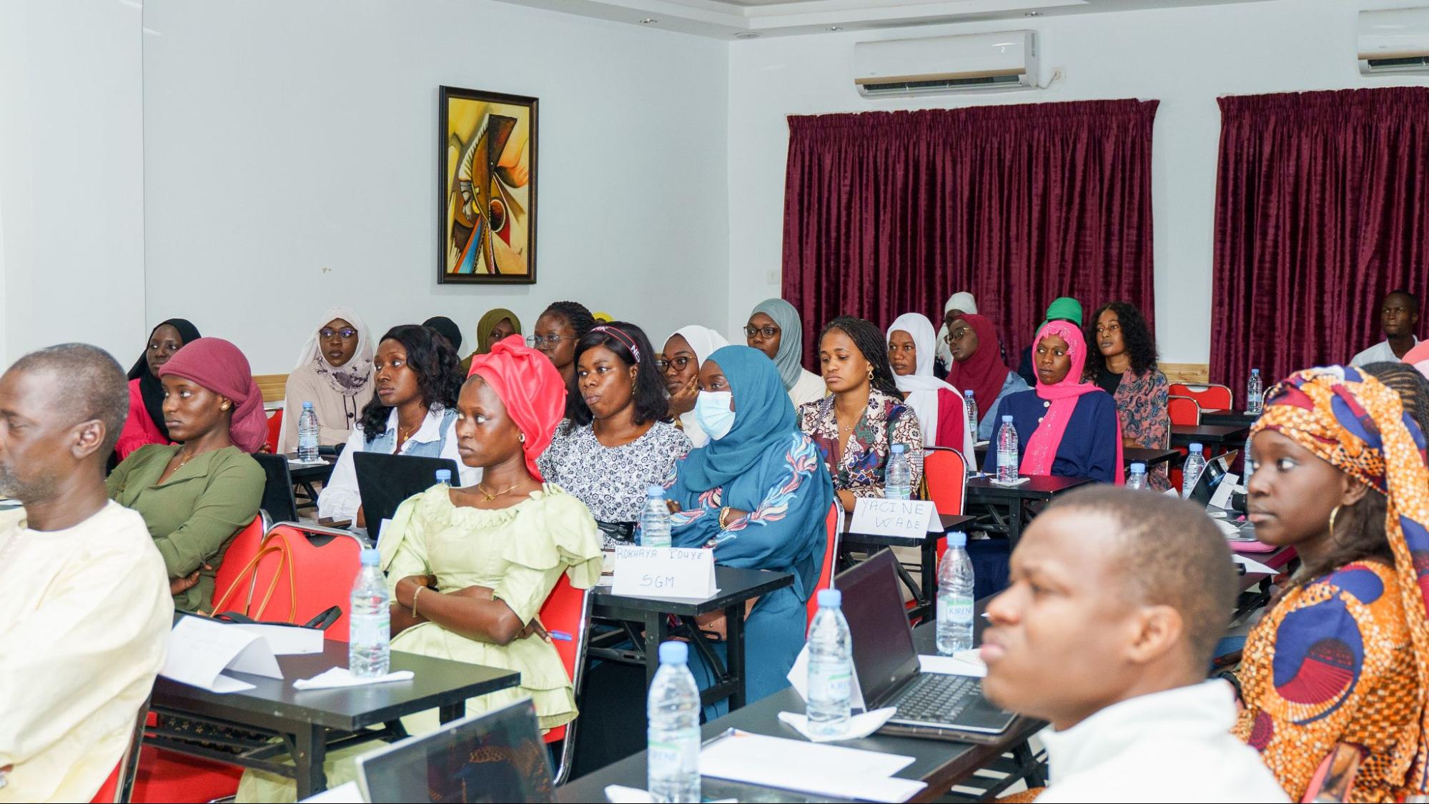 Women in STEM of the University Cheikh Anta Diop in Dakar being introduced to entrepreneurship